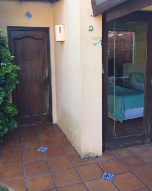 Bungalow In Our Garden Montevideo Exterior foto